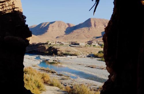 Lkheng House | gîte d'étape ziz oasis