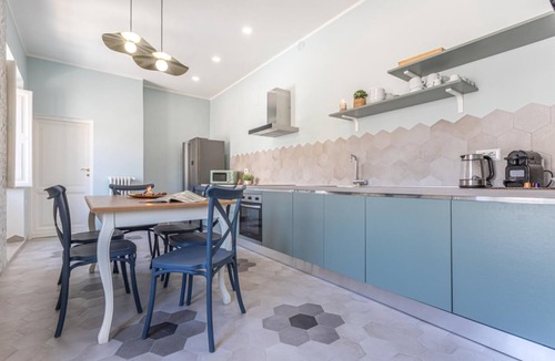 Aurelio Apartment | Gabrielle Charming Apartment in Trastevere