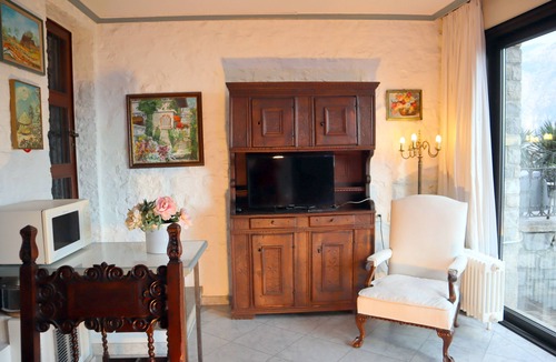 Castagnola Apartment | GARDEN-apartment Castagnola-near lakeindoor-pool,aircondition,lakeview, with dog