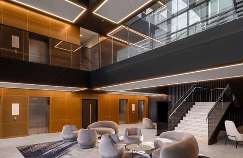 Silverstone Hotel | 60 m² Hotel ∙ 127 guests