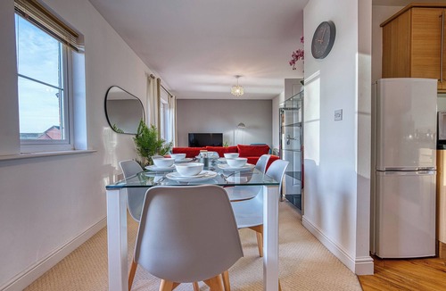 Sutton Coldfield Apartment | Peaceful 2-Bed in Sutton Coldfield, Near Parks