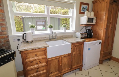 Glenariff House | GORTIN COTTAGE, family friendly, with open fire in Glenariff