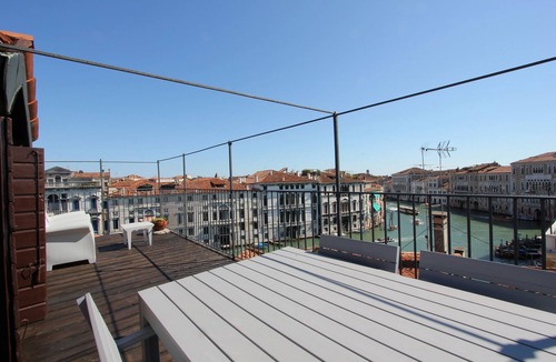 San Polo Apartment | Grand Canal Loft Terrace