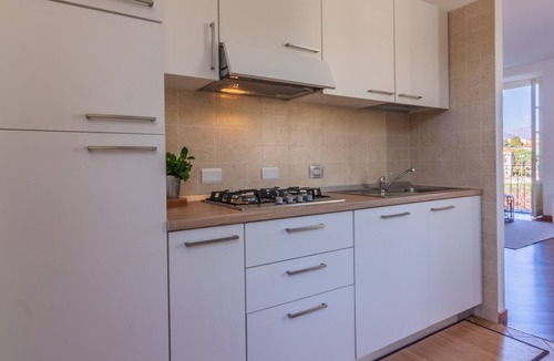 Regatola Apartment | Green Rose by Wonderful Italy