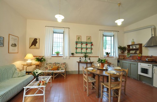 Bucine Other | Groundfloor apt with al fresco dining, shared pool & wi-fi on awarded winery.