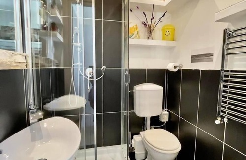 Sant' Ambrogio House | Guest house Biffi Simone