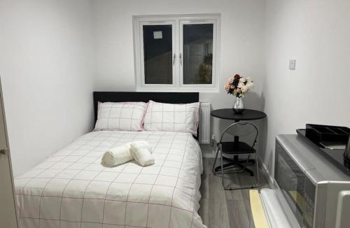 Bletchley Apartment | Guest Suite in Milton Keynes