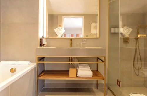Saint-Victor Hotel | Hôtel Pilgrim