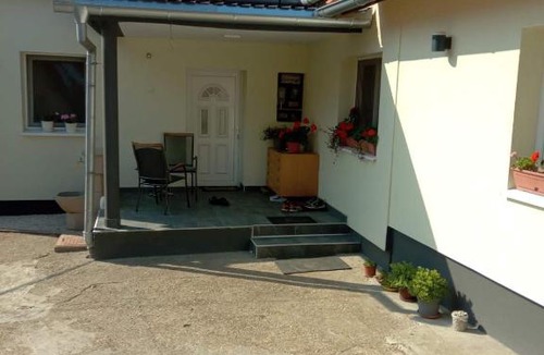 Sremski Karlovci House | Haus Gutic