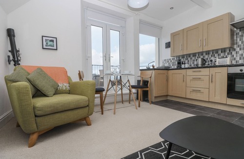 Coverack Cottage | HEADLAND APT 17, country holiday cottage, with a garden in Coverack