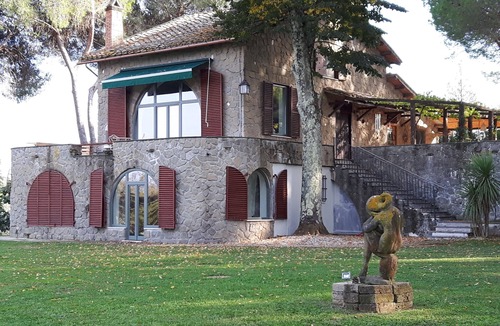 Lake Bracciano Apartment | Hebald guesthouse: suite with private garden.