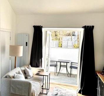 Waterhead Apartment | Hideaway Suite