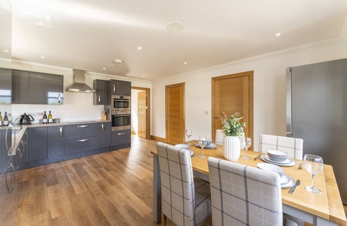 Airth House | Higginsneuk - a cottage that sleeps 4 guests in 2 bedrooms
