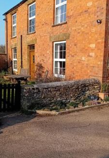 Sibford Gower House | Hill House