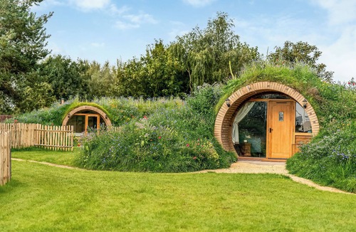 Radstock Cottage | Hive and Spruce Burrow