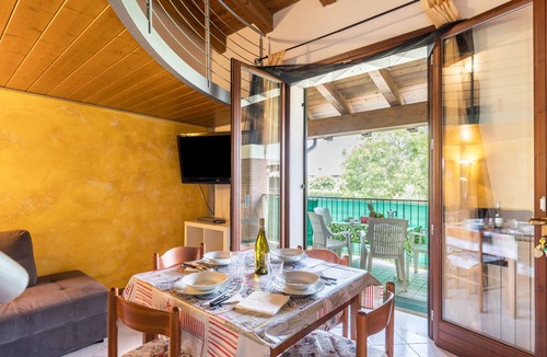 Ponti sul Mincio Apartment | Holiday Apartment Residence La Collina with swimming pool and Wi-Fi