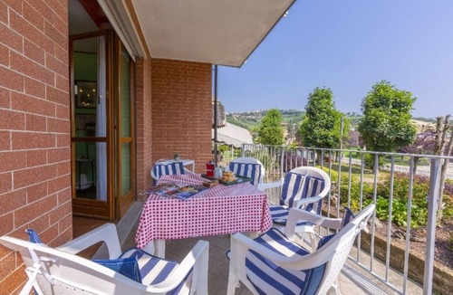 San Matteo Apartment | Holiday Apartment "Jasmine" with Pool, Private Terrace & Wi-Fi