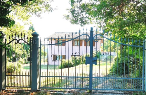 Acqualagna Apartment | Holiday apartment Acqualagna for 1 - 6 persons - Twin house