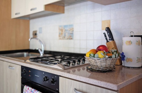 Pompeiana House | Holiday Home Angolo del Mare with Sea View & Shared Pool