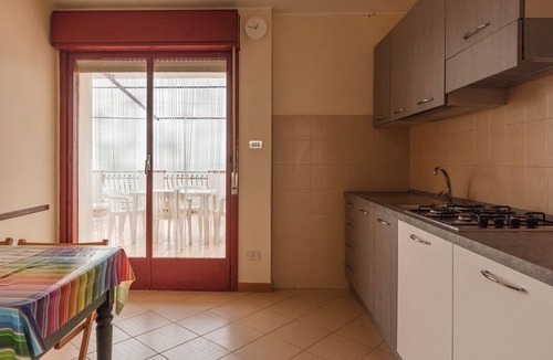 Seccagrande House | Holiday Home 'Appartamento A - Le Terrazze' with Sea View, Wi-Fi and Air Conditioning