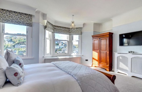 Looe House | Holiday Home Duneside by Interhome