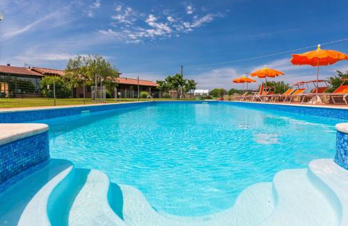 Puntone House | Holiday Home I Girasoli by Interhome