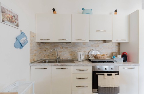 Cornino House | Holiday Home 'Marettimo Cornino' with Sea View, Wi-Fi and Air Conditioning