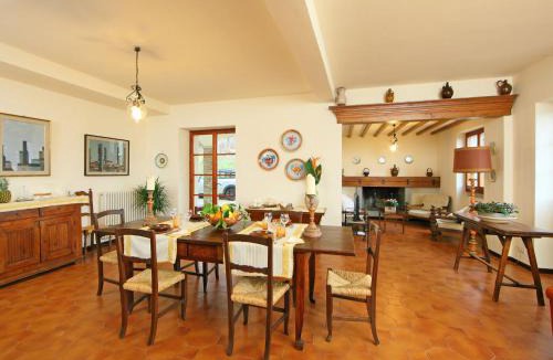 Citerna House | Holiday Home Montebello by Interhome