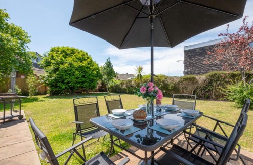 Paignton House | Holiday Home Preston by Interhome