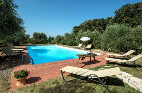 Simignano House | Holiday Home Triangolo by Interhome