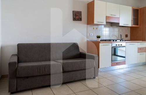 Pineto Apartment | Holiday Rendez Vous 35 - Second floor apartment with sea view