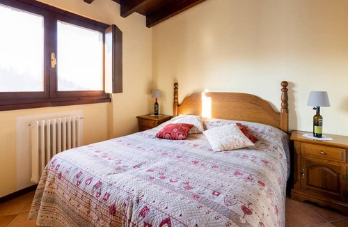 Vesime House | Homerez - Nice house for 4 ppl. with shared pool, terrace and balcony at Vesime