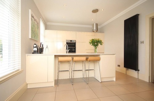 Stanley House | Hot tub, beautifully restored Manse. Fantastic midweek rates available.