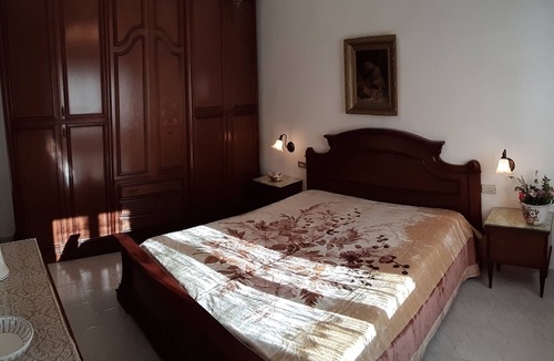 Castelli House | HOUSE AT THE FOOT OF THE WOOD OF MONTE CAMICIA