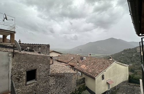 Prossedi House | House l'Archetto among ancient chestnut trees and the sea Prossedi (LT)