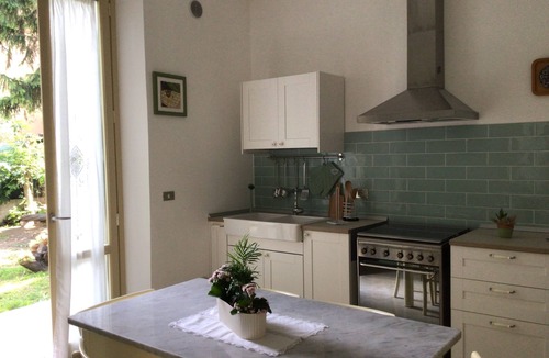 Grottammare Apartment | House near the sea with garden