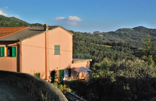 Zignago Apartment | House with wonderful panoramic terrace overlooking the valley. All inclusive!