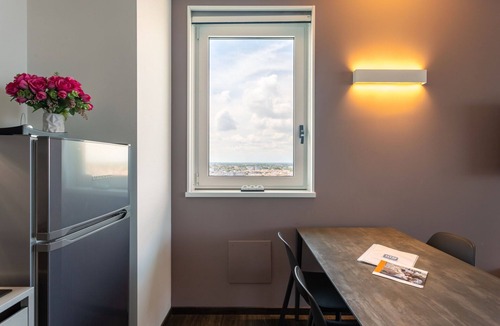 Mestre Apartment | Htm Tower - 1502 Executive Terrazza by Halldis