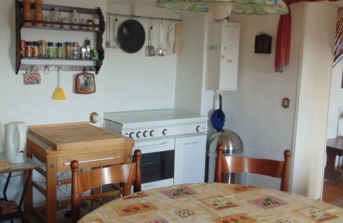 Badalucco Apartment | Idyll. Vacation herrl. View, tranquility, nature, garden with jacuzzi