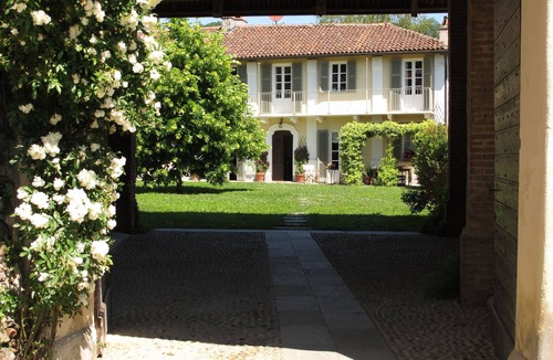 Revigliasco House | Il Tiglio 2. Ancient restructured farmhouse on the hill of Turin