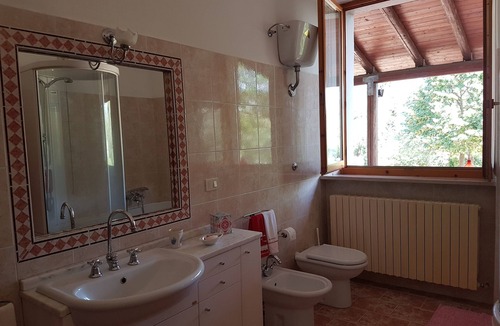 Montelabbate Apartment | In the green hills between Urbino and the beaches of Pesaro di Rossini