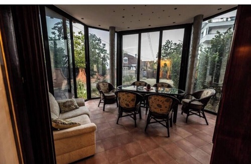 Novi Sad Villa | In the Town villa with garden and parking