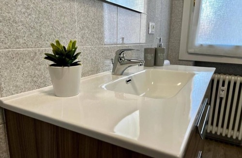 Mestre Apartment | Interior1 - family or group apartment with private parking space