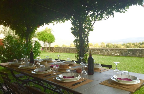 Loro Ciuffenna Villa | Poggio Corsucci.Historic stone house with swimming pool and enchanting view.