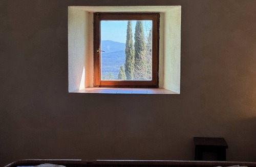 Loro Ciuffenna House | Poggio Corsucci - Il Nido: intimate stone house with pool and enchanting views