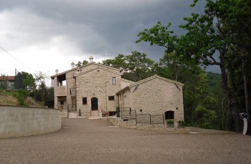 Montelovesco Apartment | The hill of olive trees Perugia Iris