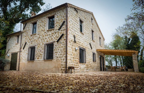 Cupramontana House | italian country house