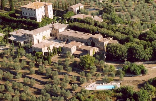 Simignano Apartment | L'Erika by Interhome