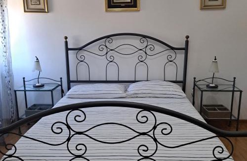 Frattocchie Apartment | La Casa di Ale 2 - ampio e luminoso appartamento ai Castelli Romani