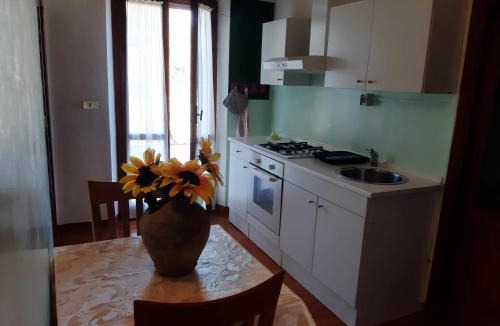 Senigallia Apartment | La meriggia Agriturismo- Ampio appartamento con terrazza esclusiva